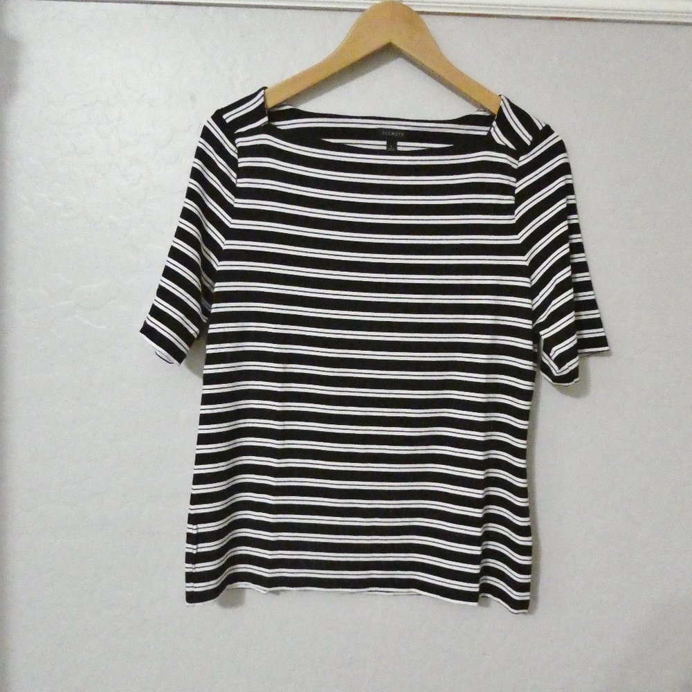 Square Neck Tee EUC
